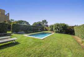 Carvoeiro – 2-bedroom corner townhouse with private pool and large garden Carvoeiro – 2-bedroom corner townhouse with private pool and large garden