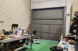 Pavilion with three conditioned areas for sale