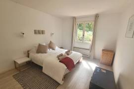 Charming Stone Farmhouse With 105 M2 Of Living Space On 19209 M2 Of Scrubland And Holm Oak Trees On A Hillside.