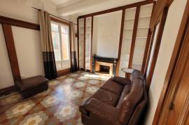 Elegant Winegrower's House With 370 M2 Of Living Space On 1548 M2 Of Land With Swimming Pool And Views.