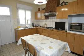Town House in Good Order with Small Garden