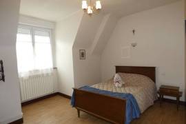 Town House in Good Order with Small Garden