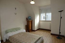 Town House in Good Order with Small Garden