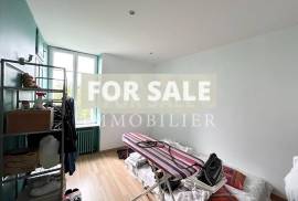 Beautiful Town House with Garden