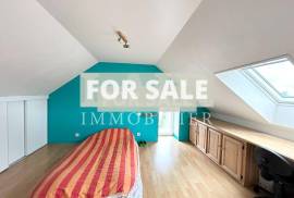 Beautiful Town House with Garden