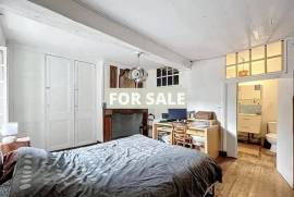 Town House Plus Apartment in Coastal Resort