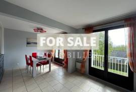 Duplex Apartment in Spa Town, Great Location Duplex Apartment in Spa Town, Great Location