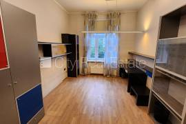 Apartment for rent in Riga, 165.00m2