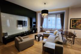 Apartment for rent in Riga, 165.00m2