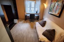 Apartment for rent in Riga, 165.00m2