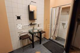 Apartment for rent in Riga, 165.00m2