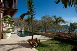 Casa de Tom - 15 Paseo del Mar: Timeless 5-Bedroom Beachfront Villa on Paseo del Mar, Las Catalinas Casa de Tom - 15 Paseo del Mar: Timeless 5-Bedroom Beachfront Villa on Paseo del Mar, Las Catalinas