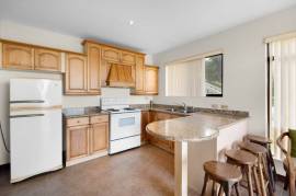 Flamingo Cove #1: Spacious 2-Bedroom Ocean View Condo.