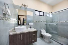 Laurel Condo Unit #20: Affordable 2-Bedroom Condo in Gated Community near Playa Potrero