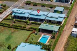 Laurel Condo Unit #19: Affordable 2-Bedroom Condo with Pool Access in Playa Potrero
