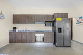 Laurel Condo Unit #19: Affordable 2-Bedroom Condo with Pool Access in Playa Potrero