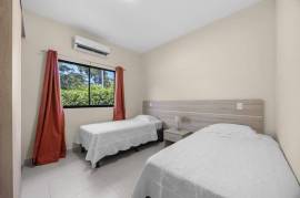 Laurel Condo Unit #1: Cozy and Affordable 2-Bedroom Condo in Playa Potrero