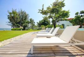 Chelona Khao Tao: 2 Bedroom Top Floor Sea View Condo Chelona Khao Tao: 2 Bedroom Top Floor Sea View Condo