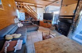 9 room, 360m2 House and dependencies for sale in Laroque des alberes - 545 000 € * 9 room, 360m2 House and dependencies for sale in Laroque des alberes - 545 000 € *