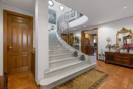 listing listing