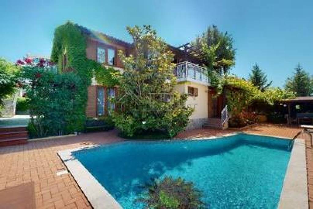 Luxuriöses Privathaus mit eigenem Pool, Kosharitsa