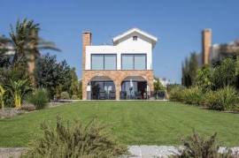 Beachfront Elegant Villa