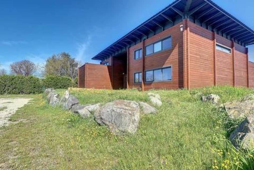 Bureaux spacieux avec deux terrasses idéalement situés