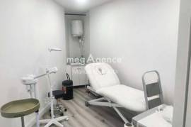Local Commercial à Louer – 22m² – 2 pièces - Idéal activité esthétique