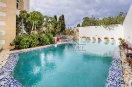 Semi-Detached Villa In Madliena