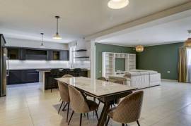 Modern Duplex Maisonette