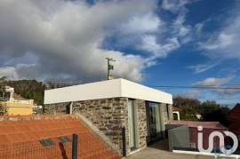 Garagem em Fajã da Ovelha de 125 m²