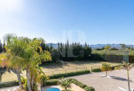 5 Bedrooms - Villa - For Sale