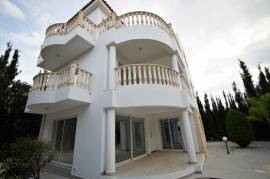 House (Detached) in Saint Georges, Paphos for Sale