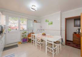 Furnished 2 Bedroom Apartment in the Center of Machico