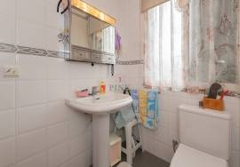 Furnished 2 Bedroom Apartment in the Center of Machico