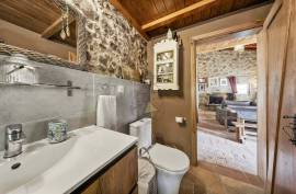 Off-Grid Farmhouse with Granite Stone House with Sea Views and Ruin to Rehabilitate - Monchique