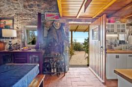 Off-Grid Farmhouse with Granite Stone House with Sea Views and Ruin to Rehabilitate - Monchique