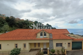 Spacious 3 Bedroom Villa | Panoramic View | Ponta do Sol | Madeira Island Spacious 3 Bedroom Villa | Panoramic View | Ponta do Sol | Madeira Island