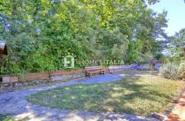 Delightful Tuscan villa in residential complex with pool Delightful Tuscan villa in residential complex with pool