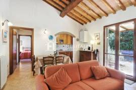 Delightful Tuscan villa in residential complex with pool Delightful Tuscan villa in residential complex with pool
