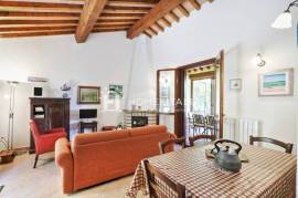 Delightful Tuscan villa in residential complex with pool Delightful Tuscan villa in residential complex with pool