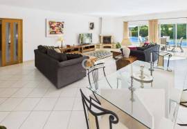 EXCEPTIONAL VILLA WITH SEA VIEWS, VALE DA TELHA