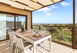 Semi-detached villa T1 + 2 with pool in the Pestana Valley Nature Village - Ferragudo Semi-detached villa T1 + 2 with pool in the Pestana Valley Nature Village - Ferragudo