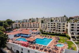 Albufeira - centre - Studio T0+1 with pool and gardens