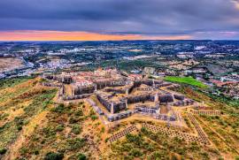 Farm with 32,500 m2 in Elvas-Alentejo- Portugal Farm with 32,500 m2 in Elvas-Alentejo- Portugal