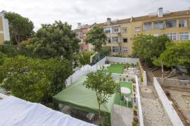 2 bedroom apartment transformed into 1 bedroom apartment in Benfica with storage room 2 bedroom apartment transformed into 1 bedroom apartment in Benfica with storage room