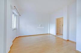 1 Bedroom Apartment with Fantastic Terrace in Ajuda 1 Bedroom Apartment with Fantastic Terrace in Ajuda