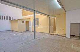 1 Bedroom Apartment with Fantastic Terrace in Ajuda