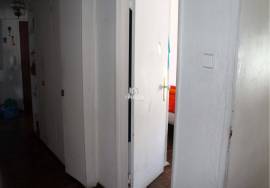 Apartment with immense potential to recover