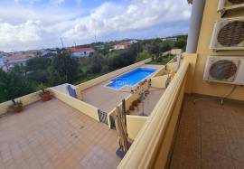 Long-Term Rent: Charming 3-Bedroom Townhouse  with shared swimming pool in Almancil Long-Term Rent: Charming 3-Bedroom Townhouse  with shared swimming pool in Almancil